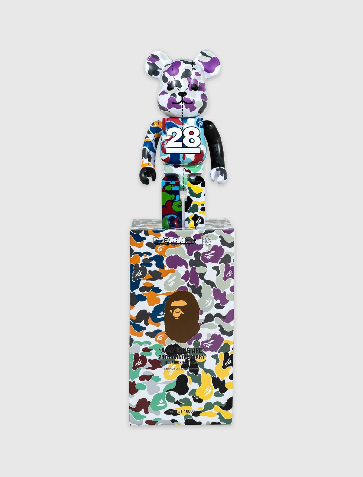 A BATHING APE 28TH ANNIVERSARY CAMO #1 1000% BEARBRICK