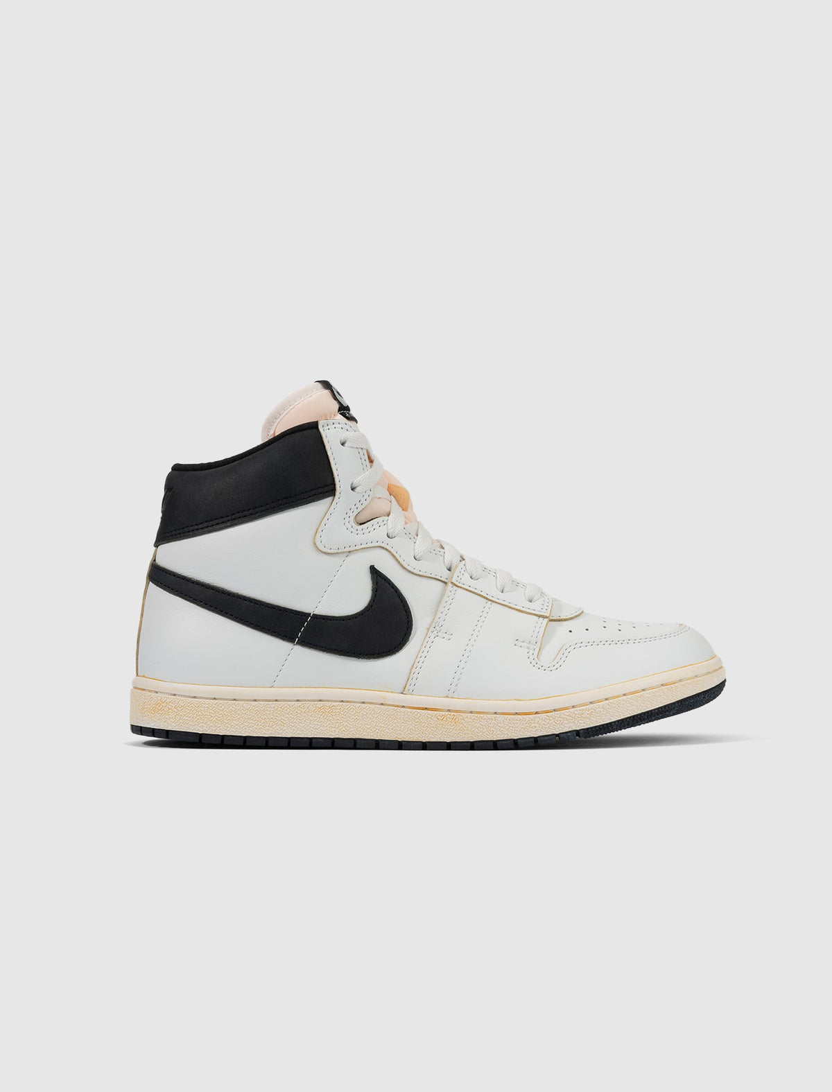 A MA MANIÉRE x JORDAN AIR SHIP SP "SUMMIT WHITE/BLACK"