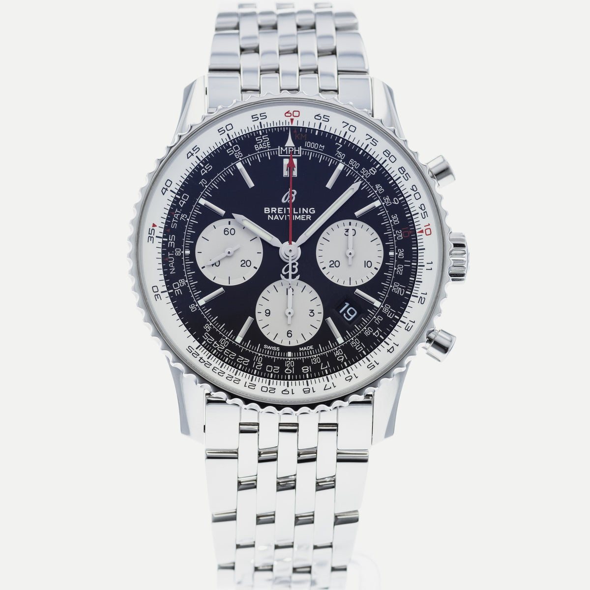 Breitling Navitimer 01 Limited Edition AB0121