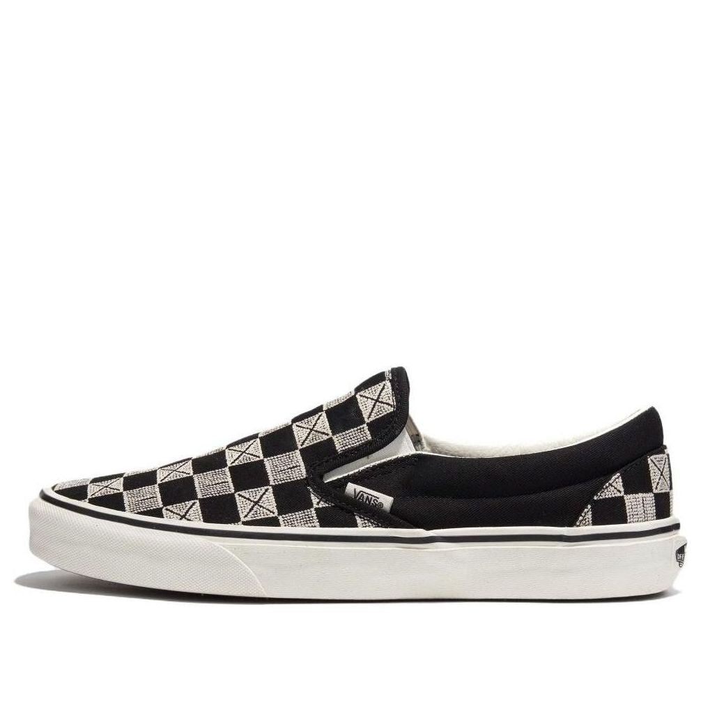 Vans Silp On Classic Stitch Checkerboard 'Grey Black' VN000BVZCJJ